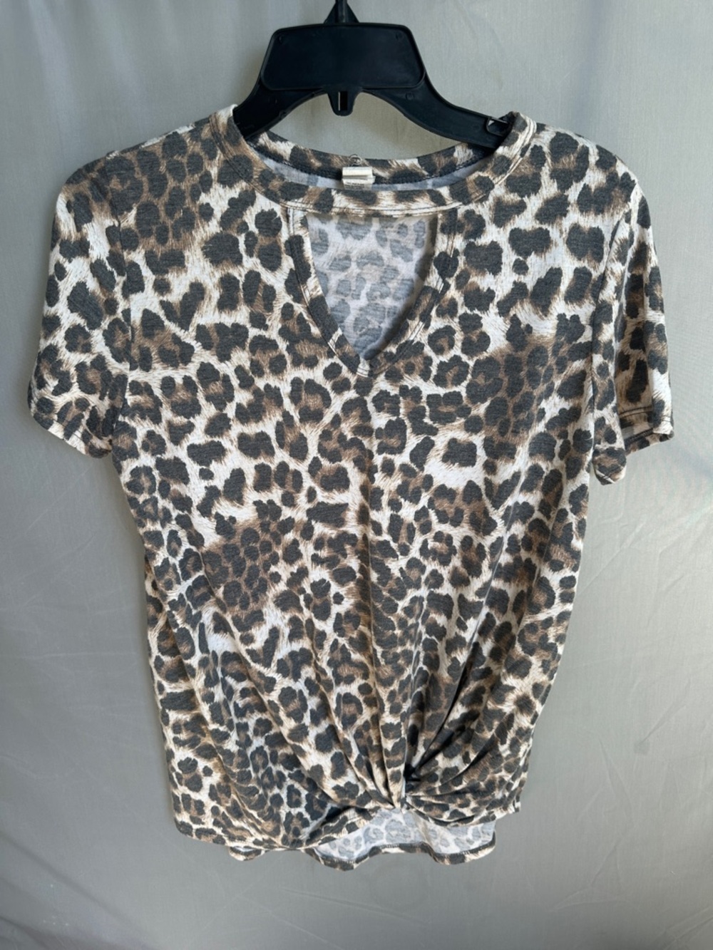 7th Ray Leopard Print Twist Front Short Sleeve Tee - Brown & Cream